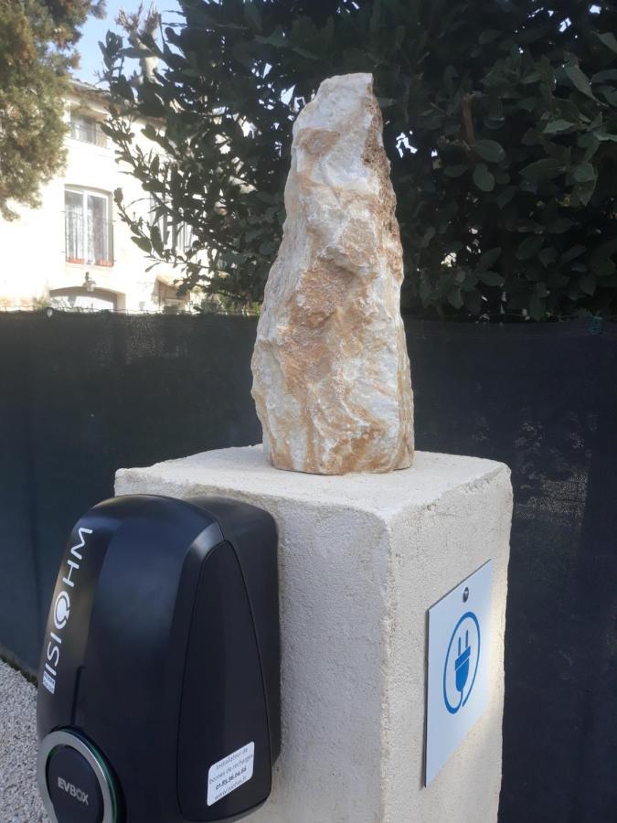 Gite De Leonie Moulin De Tartay En Avignon Luaran gambar